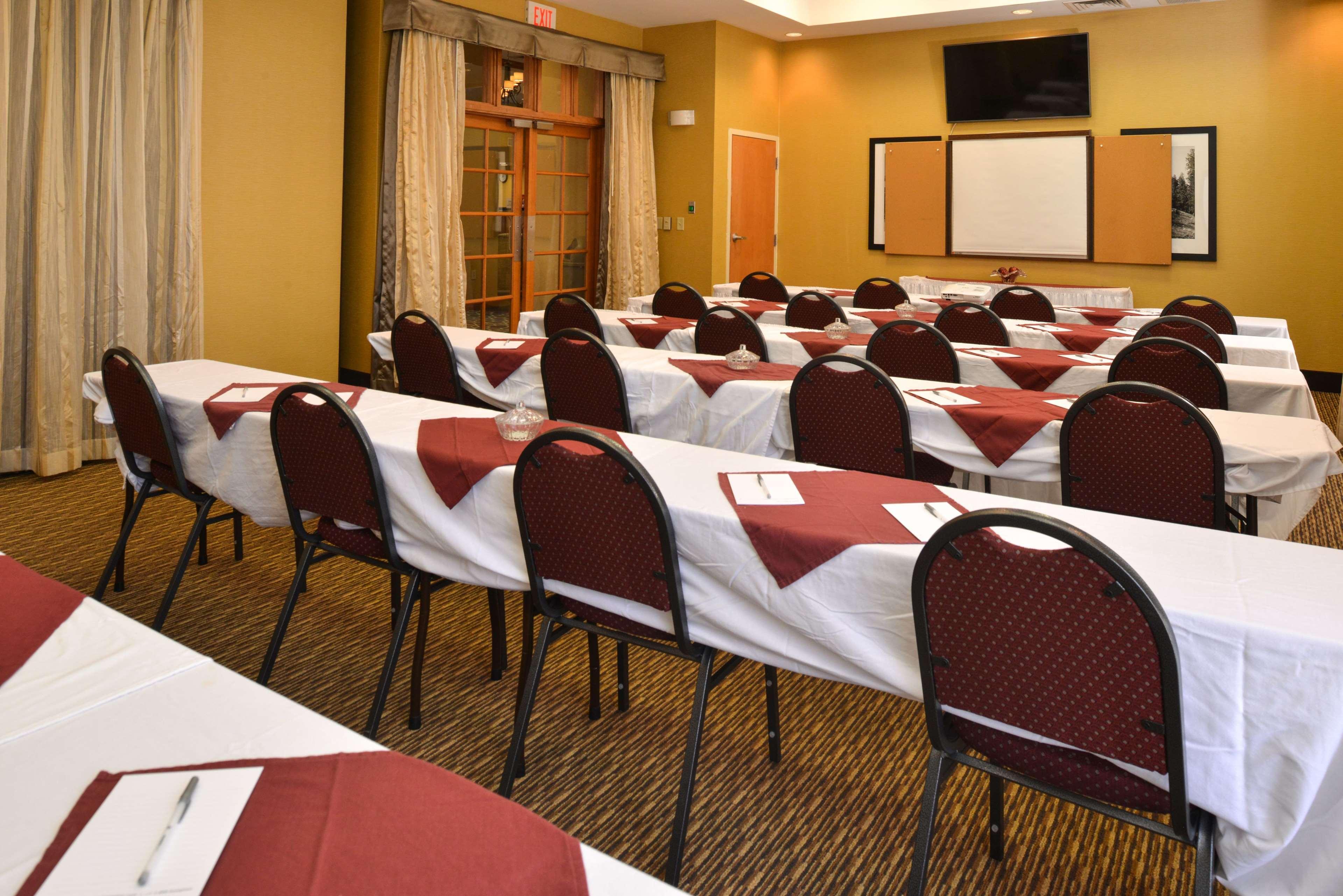 Hampton Inn&Suites Pueblo-Southgate Exterior foto